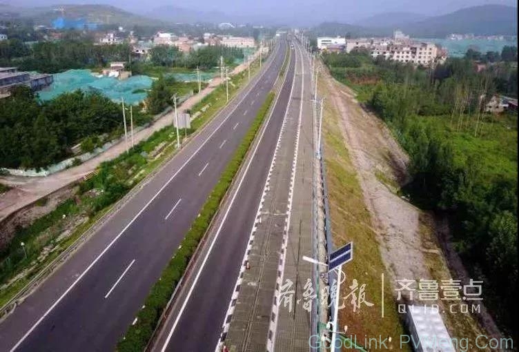 济南光伏公路运行半年，破损挺多忙维修