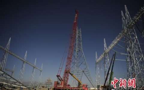 青海电网启动最大规模停电施工 破题光伏发电外送难题